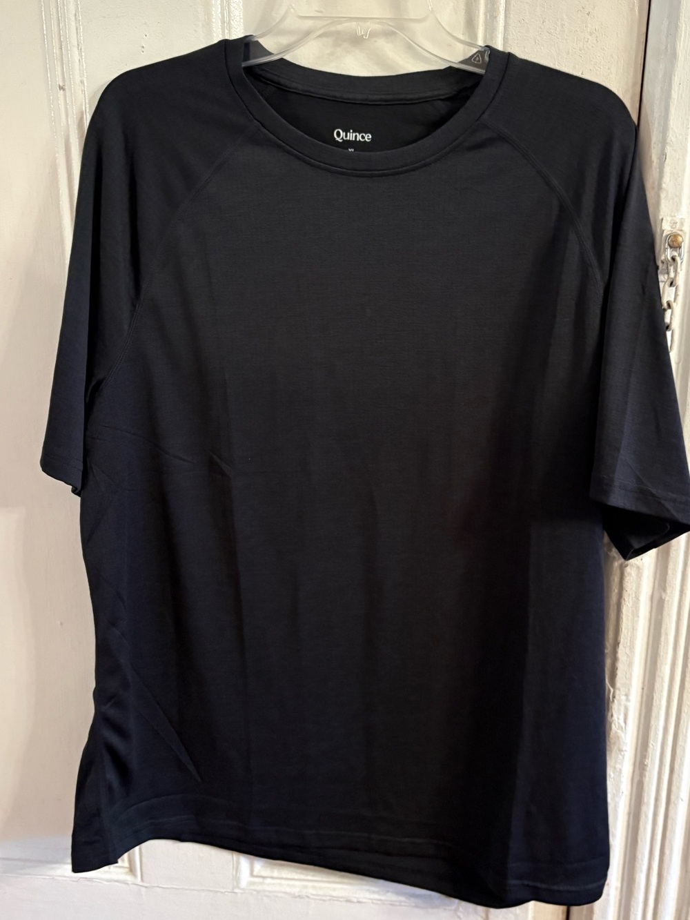 Quince Men's Black Short-Sleeve Performance Tee